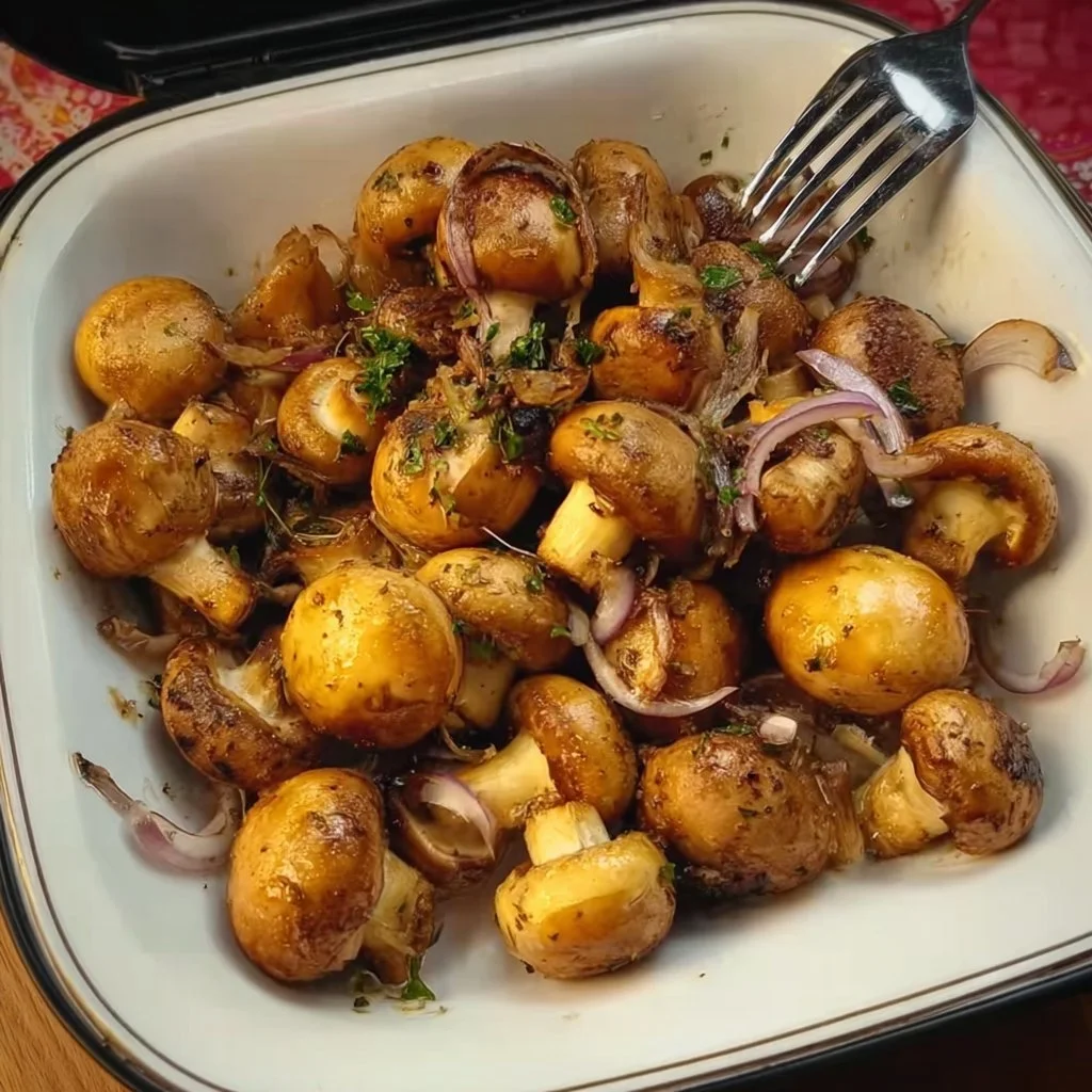 Leckere AirFryer-Champignons wie vom Weihnachtsmarkt, knusprig und aromatisch.